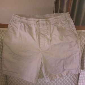 Vineyard Vines drawstring khaki shorts